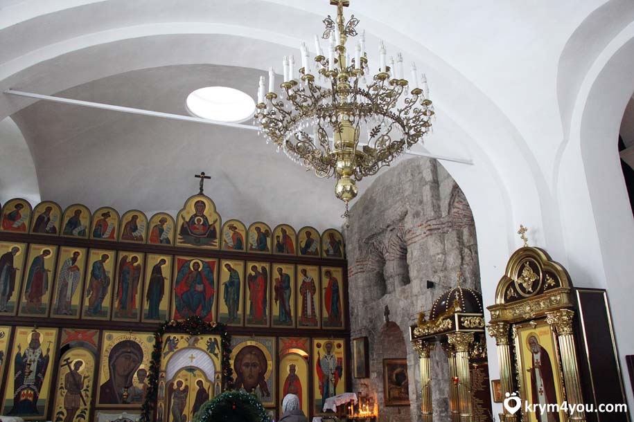 Керчь Храм Иоанна Предтечи внутри церкви Крым фото 