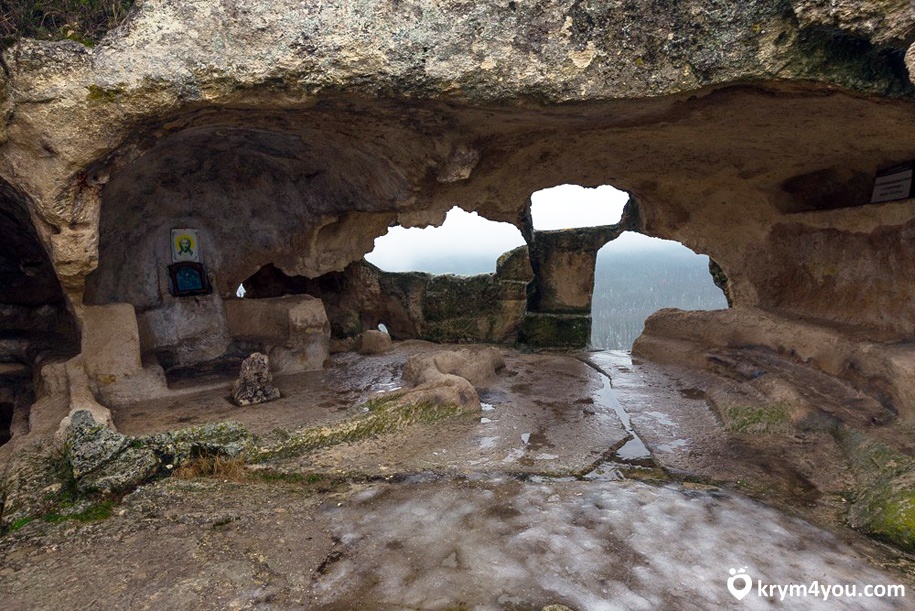 Пещерный город Эски-Кермен 2 