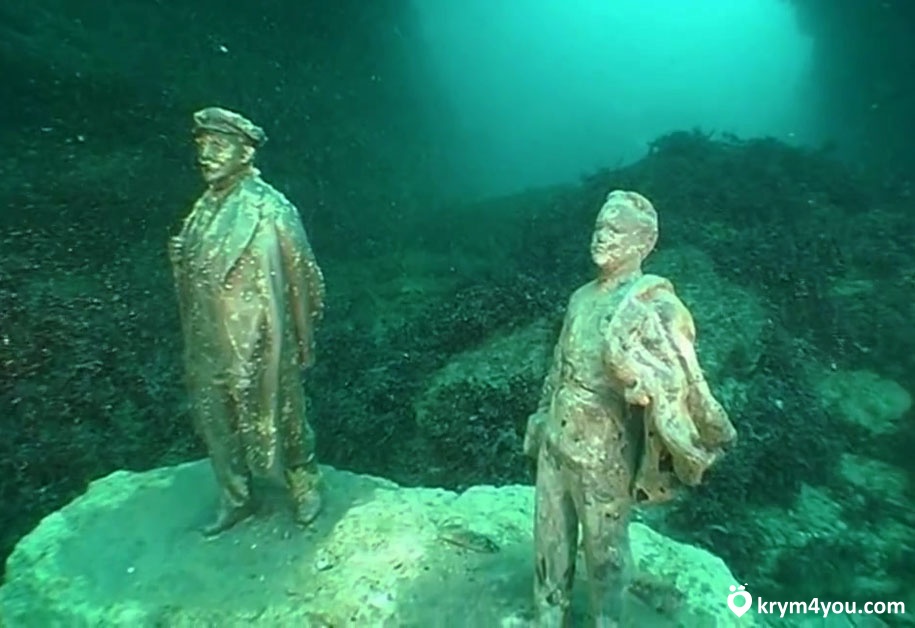 Крым фото Подводный музей Тарханкута  под водой памятники  