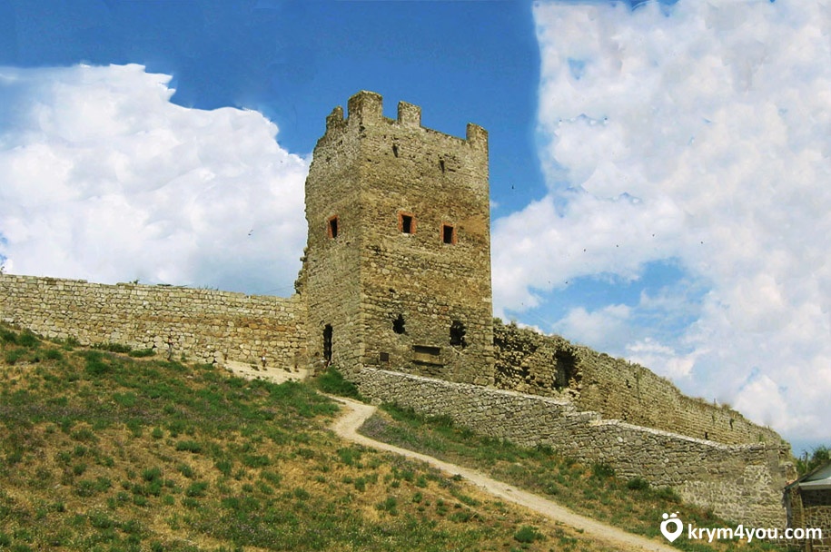 Генуэзская крепость в Феодосии Крым фото вид 