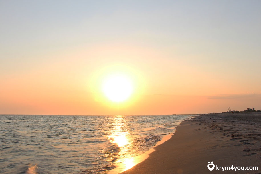 поселок Мирный пляж море Крым закат, Евпатория  
