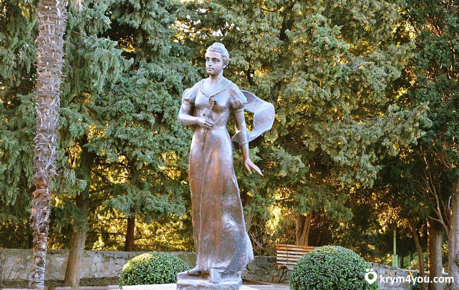 Памятник княгини Гагариной  