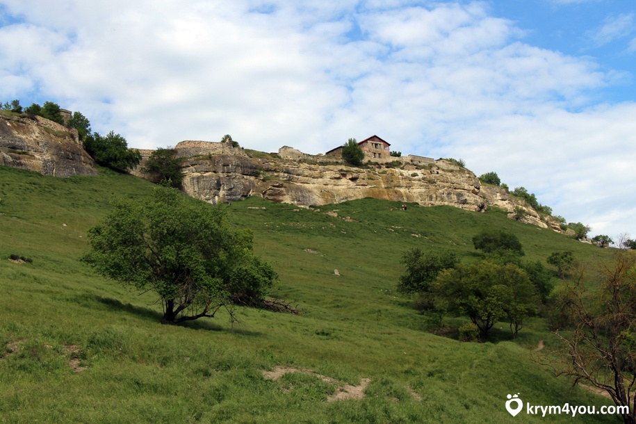 Крепость Чуфут-Кале пещерный город Бахчисарай Крым 1 