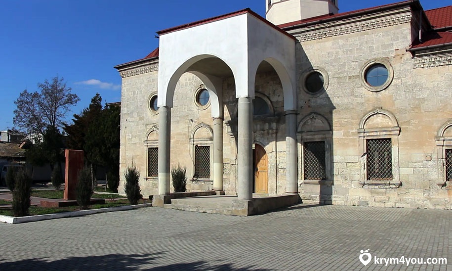 Армянская церковь в Евпатории Крым фото 1 