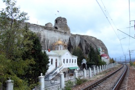 Инкерманский пещерный монастырь Крым фото 