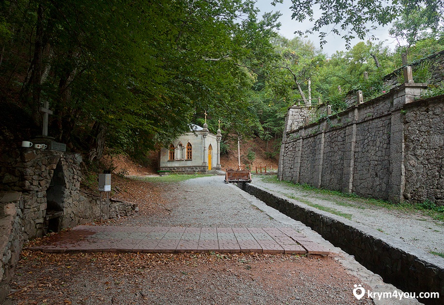 Косьмо-Дамиановский монастырь Крым фото 1