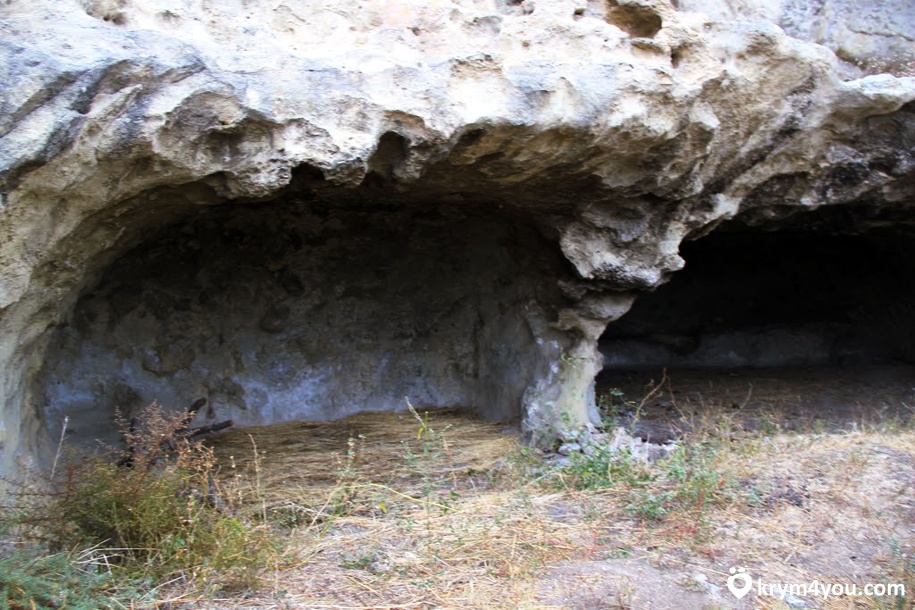 Крым фото Пещера Шайтан-Коба  