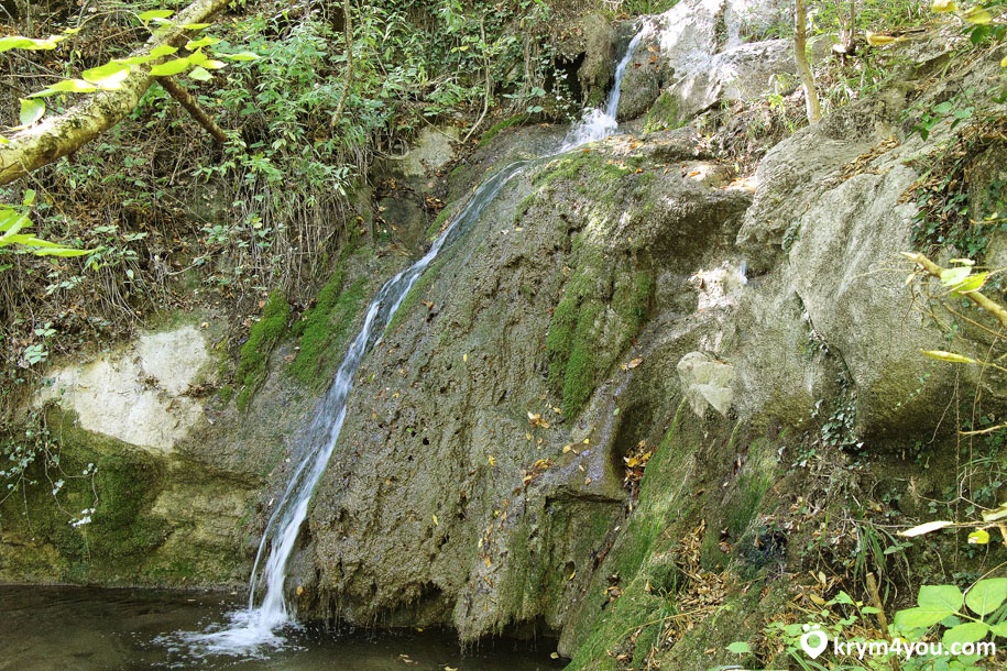 Каменные грибы Долина Сотеры водопад  