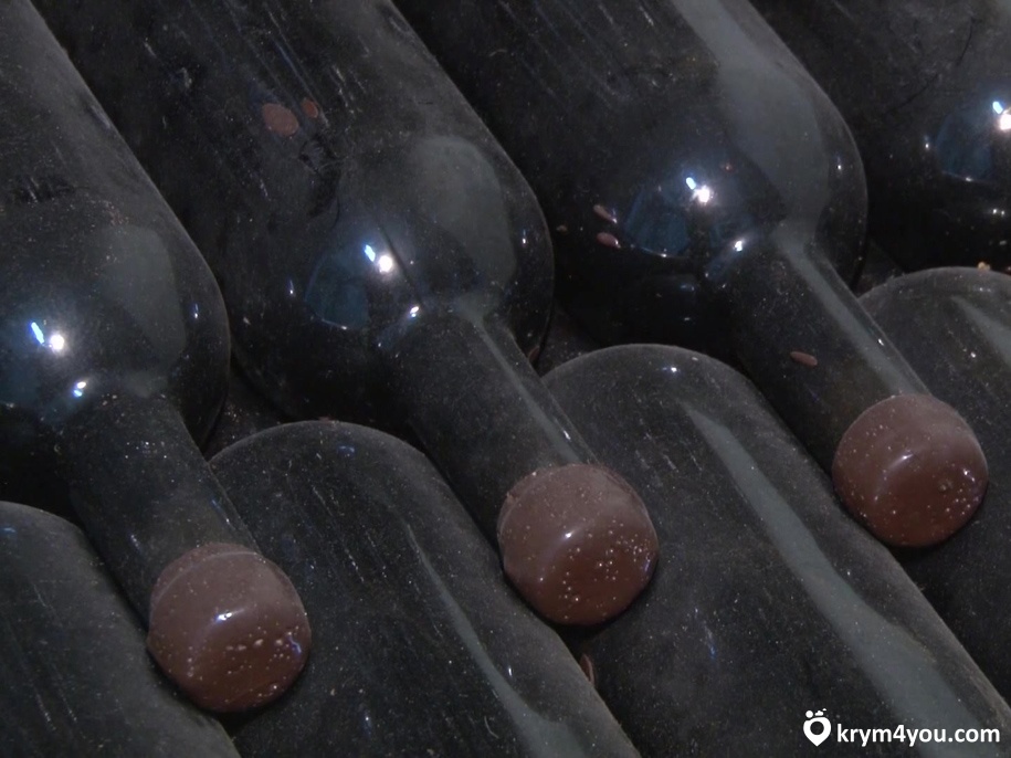 массандровский винзавод Крым склад погреба вино  
